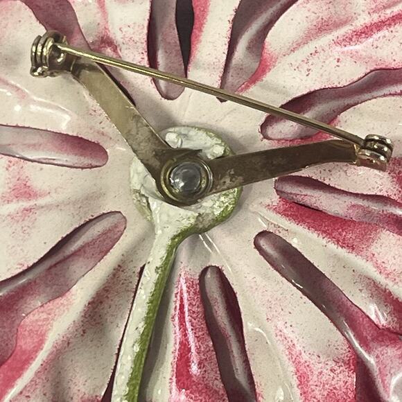 Vintage 60's Enamel Flower Poinsettia Brooch Pin Red Green Jewelry MCM Mod 5" - Picture 12 of 16